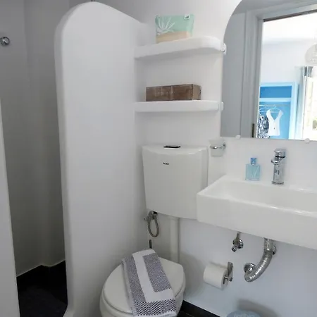 Tasoula Guest House Adamantas (Milos)