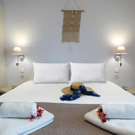 Casa de hóspedes Tasoula 3*