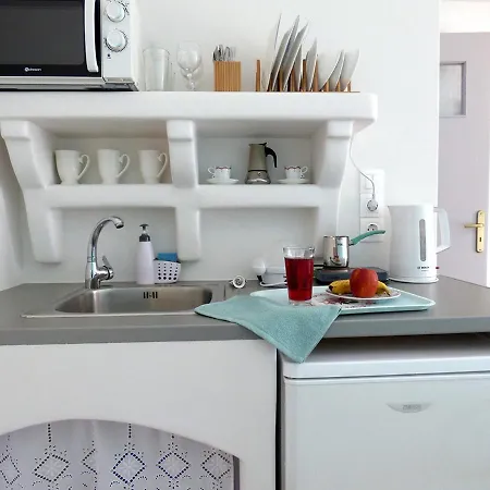 招待所 Tasoula 阿达玛斯